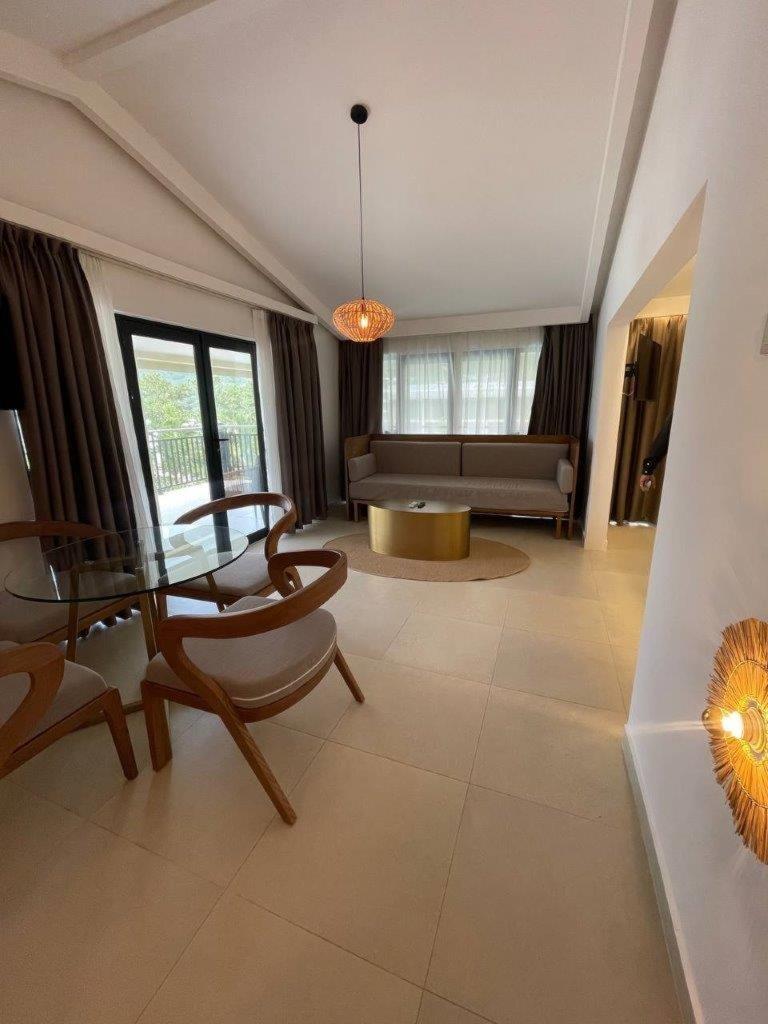 Signature Superior Garden – Coral Strand Smart Choice 4*, Beau Vallon, Mahe Island, Seychelles