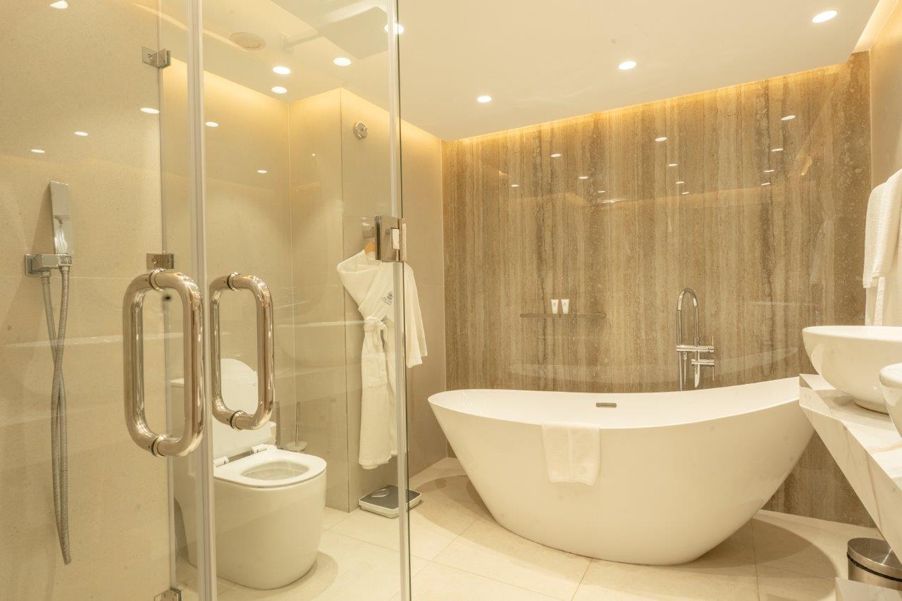 Signature Superior Ocean with kitchenette – Coral Strand Smart Choice 4*, Beau Vallon, Île de Mahé, Seychelles