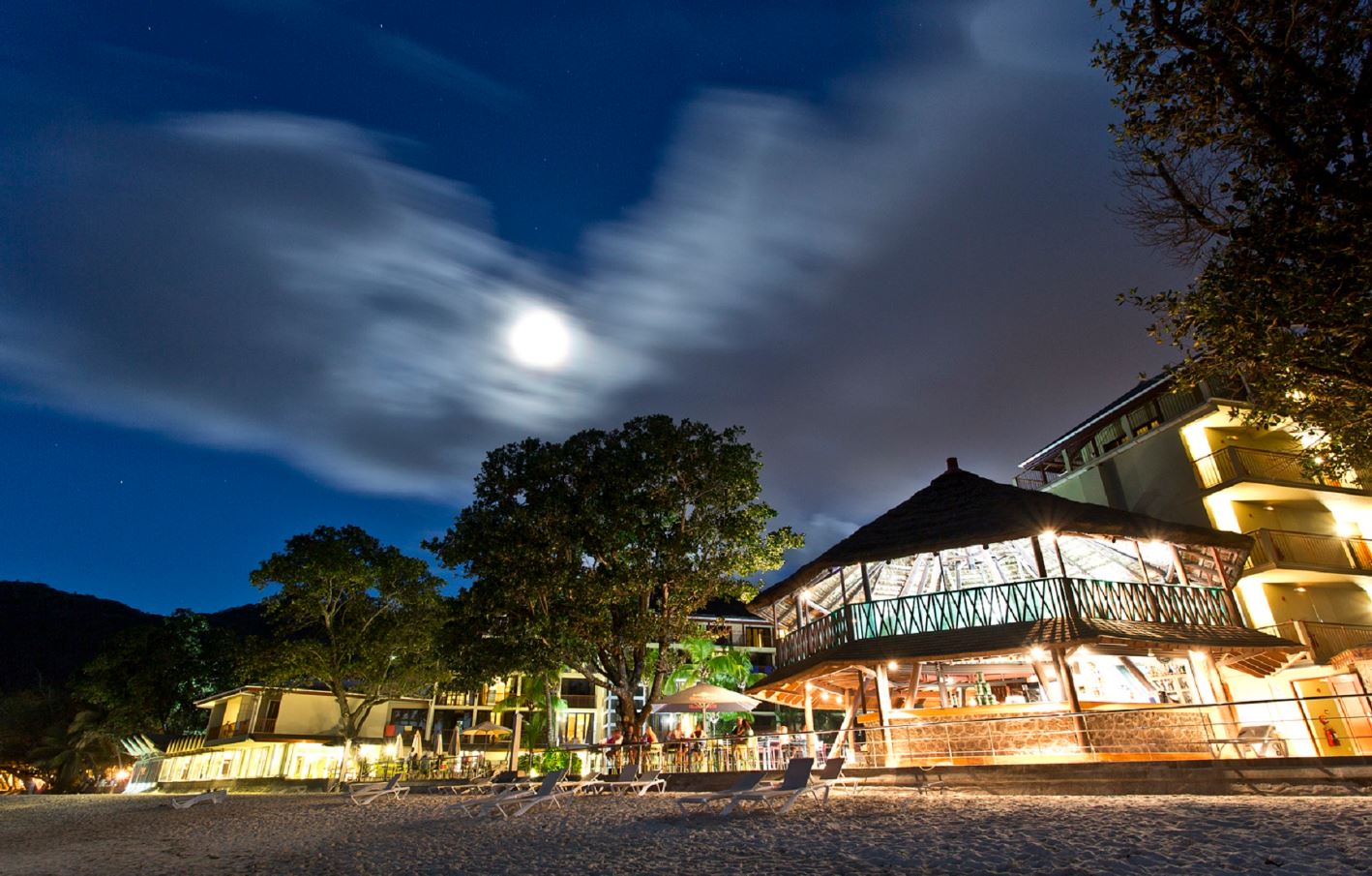 Seychelles Nightlife on Mahe – Coral Strand Smart Choice 4*, Beau Vallon, Mahe Island, Seychelles
