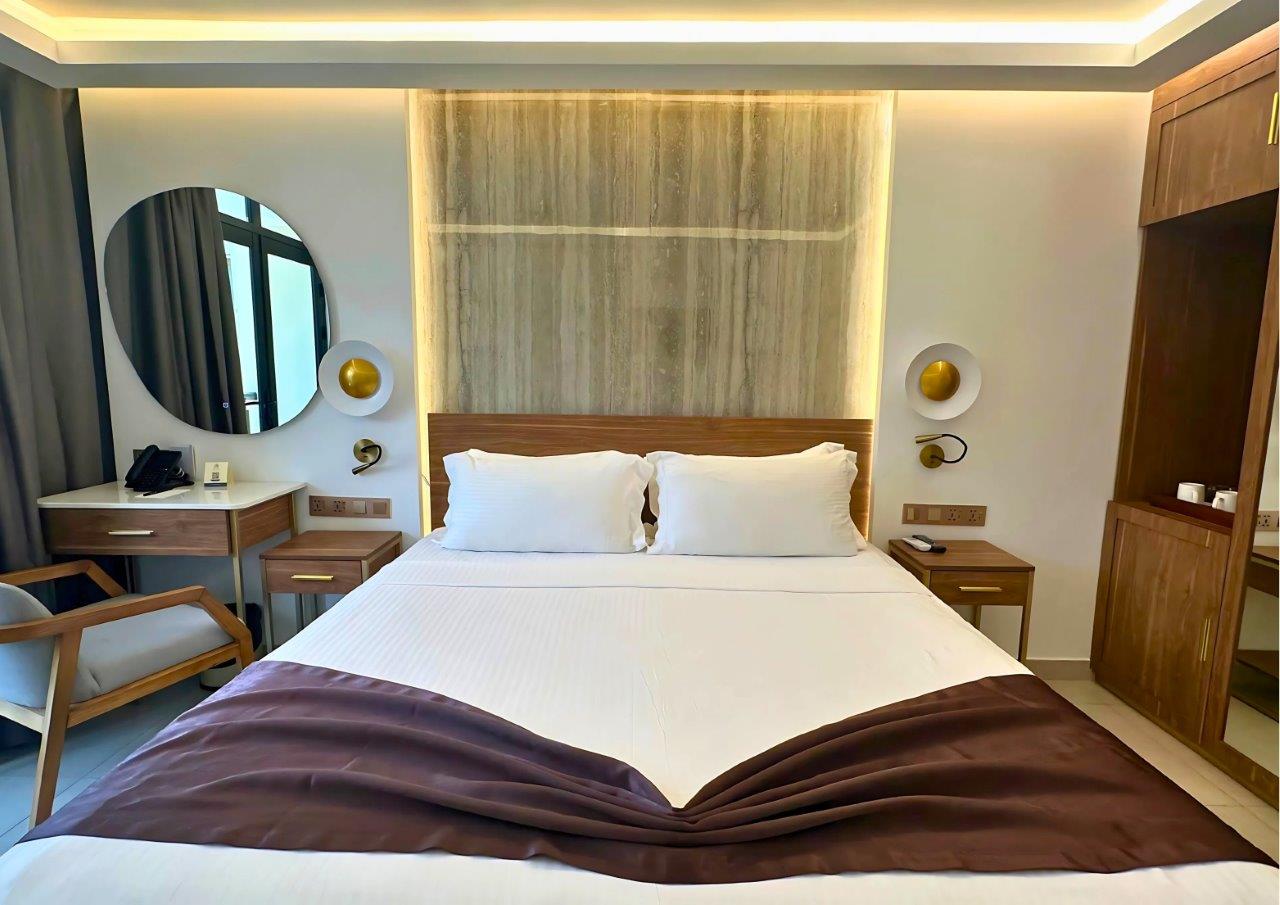 Signature Superior Ocean View – Coral Strand Smart Choice 4*, Beau Vallon, Mahe Island, Seychelles