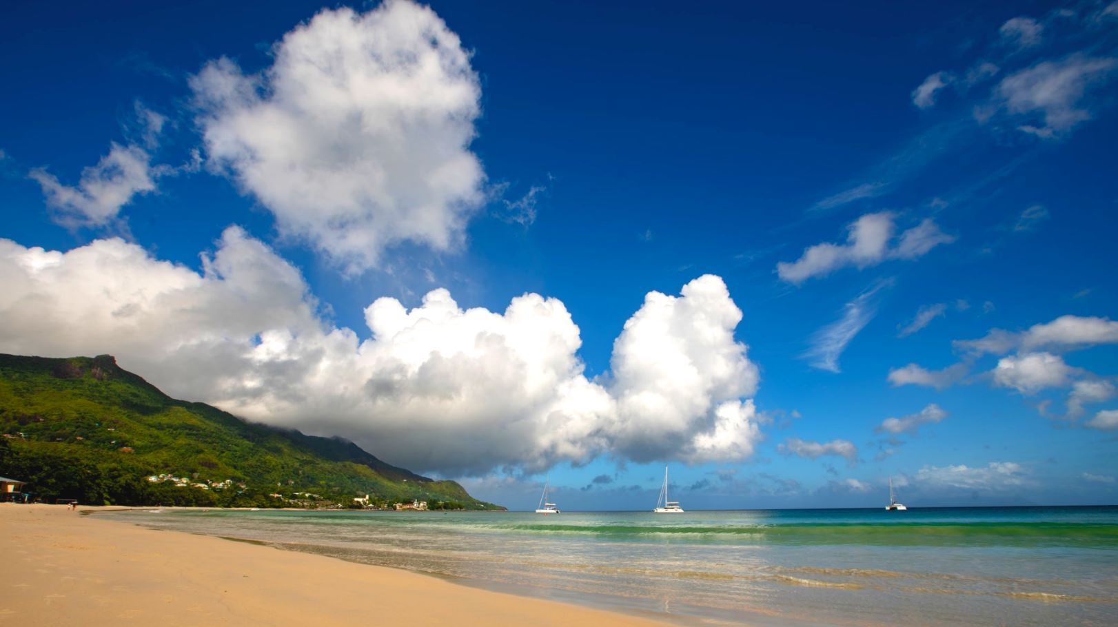 5 Gründe Beau Vallon Strand zu besuchen  – Coral Strand Smart Choice 4*, Beau Vallon, Mahé Insel, Seychellen