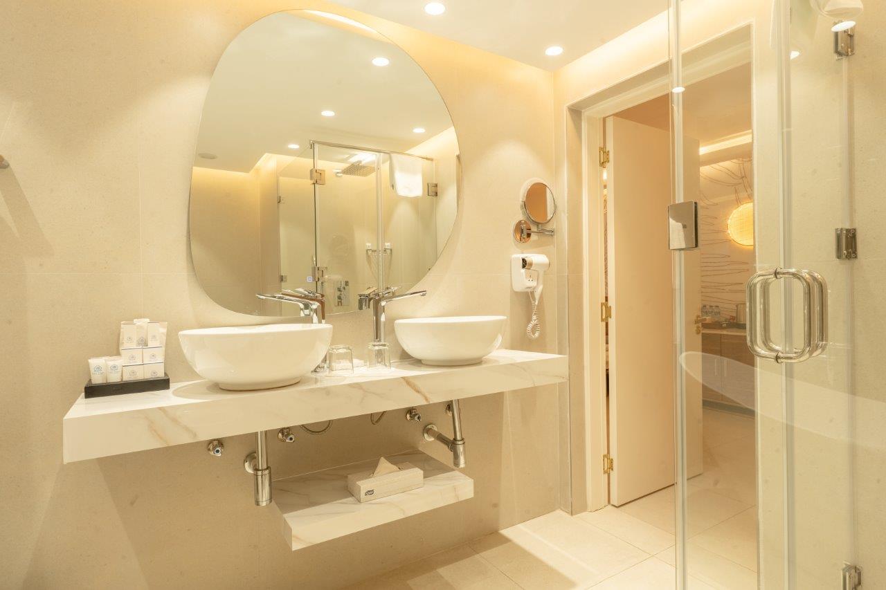 Signature Silhouette Honeymoon – Coral Strand Smart Choice 4*, Beau Vallon, Île de Mahé, Seychelles