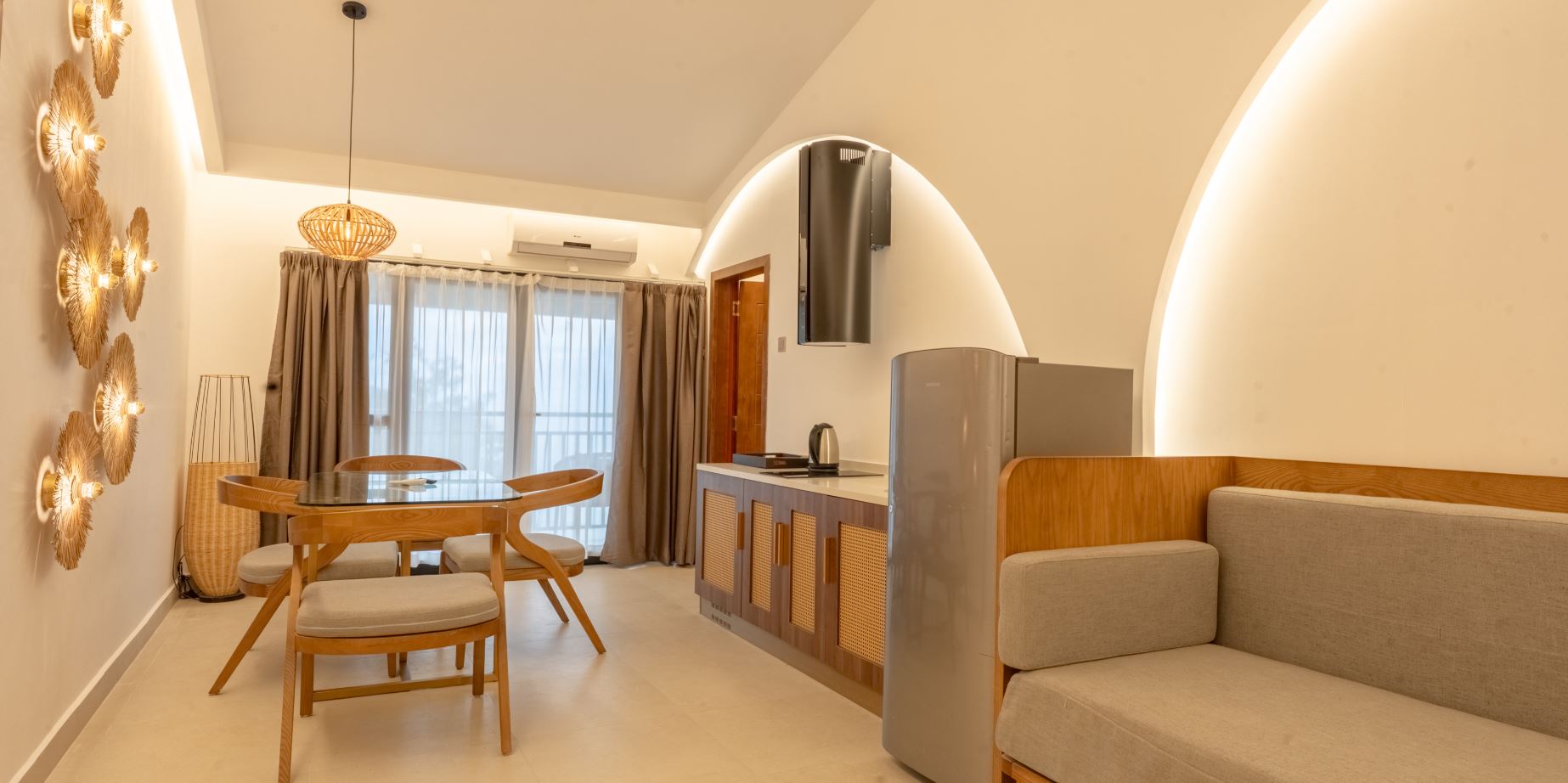Signature Superior Ocean with kitchenette – Coral Strand Smart Choice 4*, Beau Vallon, Île de Mahé, Seychelles