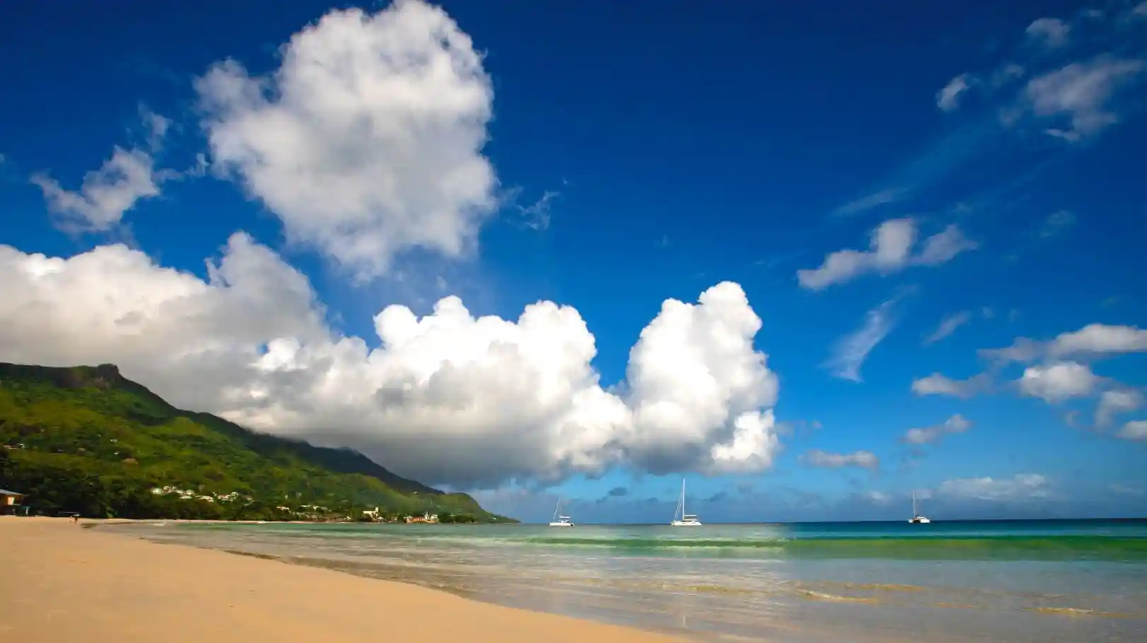 5 reasons to visit Beau Vallon beach – Coral Strand Smart Choice 4*, Beau Vallon, Mahe Island, Seychelles