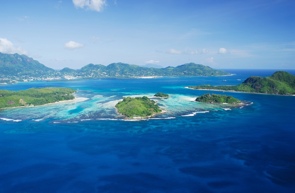 seychelles island hopping